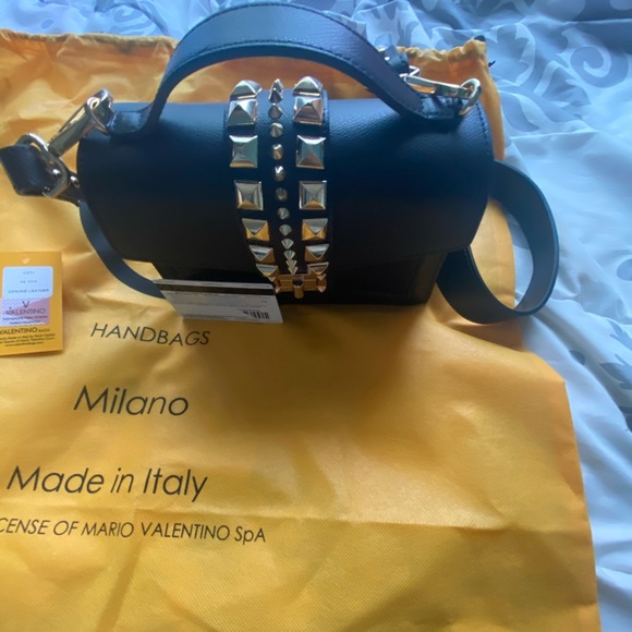 Authentic Valentino Handbag , and dust bag - Picture 16 of 16